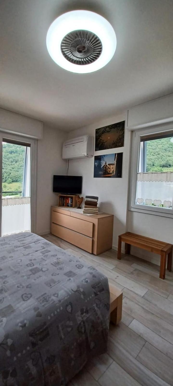 Casa Di Sofia E Oscar Lago Di Como Canzo Exteriör bild